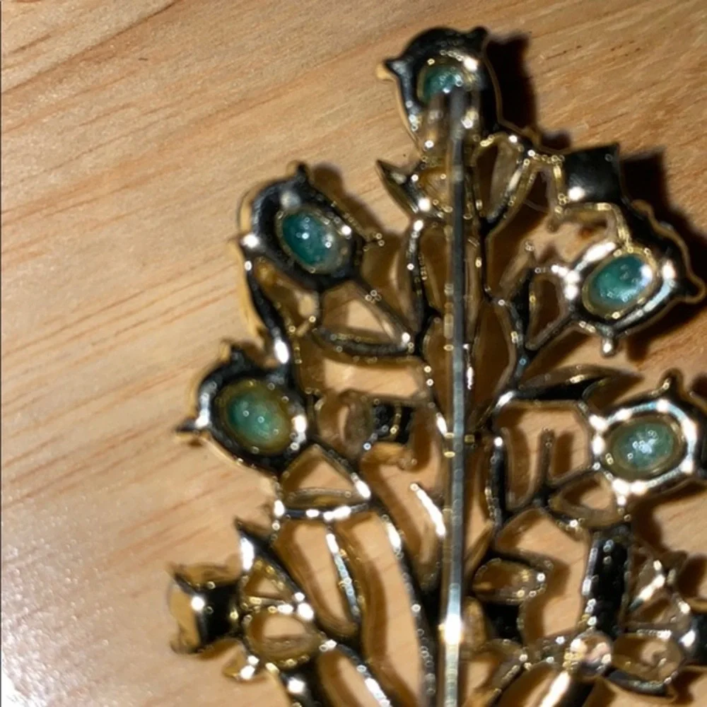 Vintage Sarah Coventry‎ Brooch Green Pearl Stones